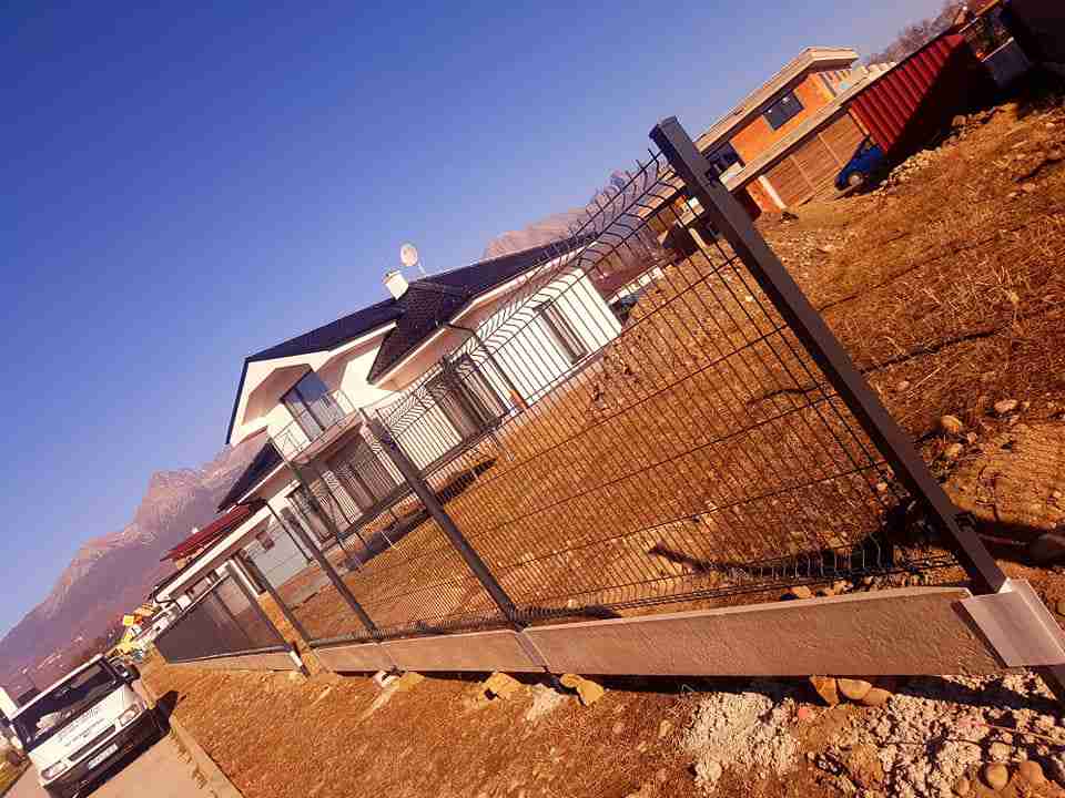 Záhradné oplotenie - plot Vega B - WIŚNIOWSKI | Batizovce okr. POPRAD 40m + 2 ks bráničiek