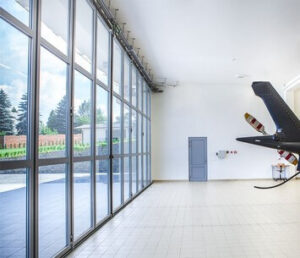 Presklené krídla brány