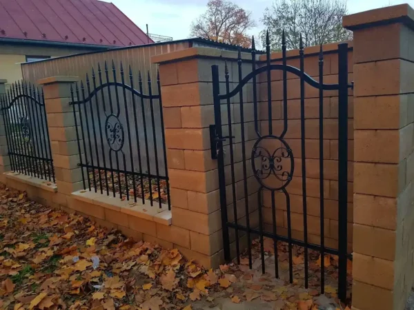 Plot na kľúč BASIC v Toporci - realizácia DON CARLO garage design