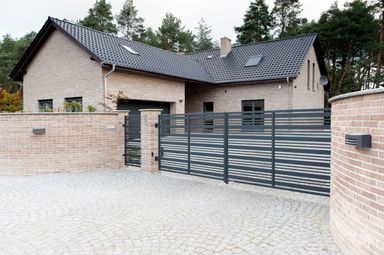 73d8e1f4 e98c 4cef b7b5 39c60a4b4c65